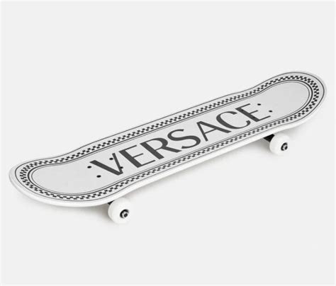 versace skate|H҉y҉u҉n҉ (@versace.